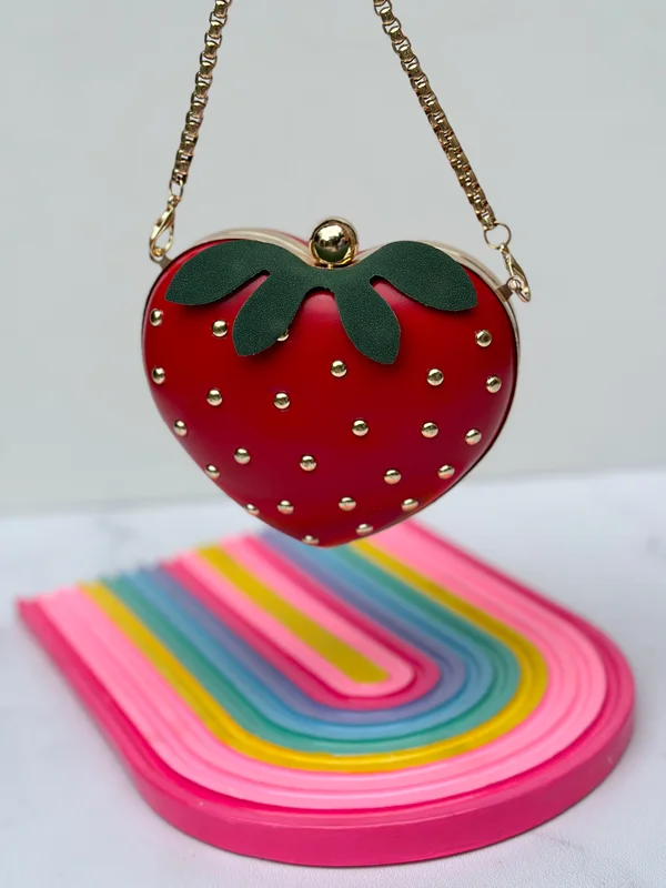 کیف فانتزی توت فرنگی